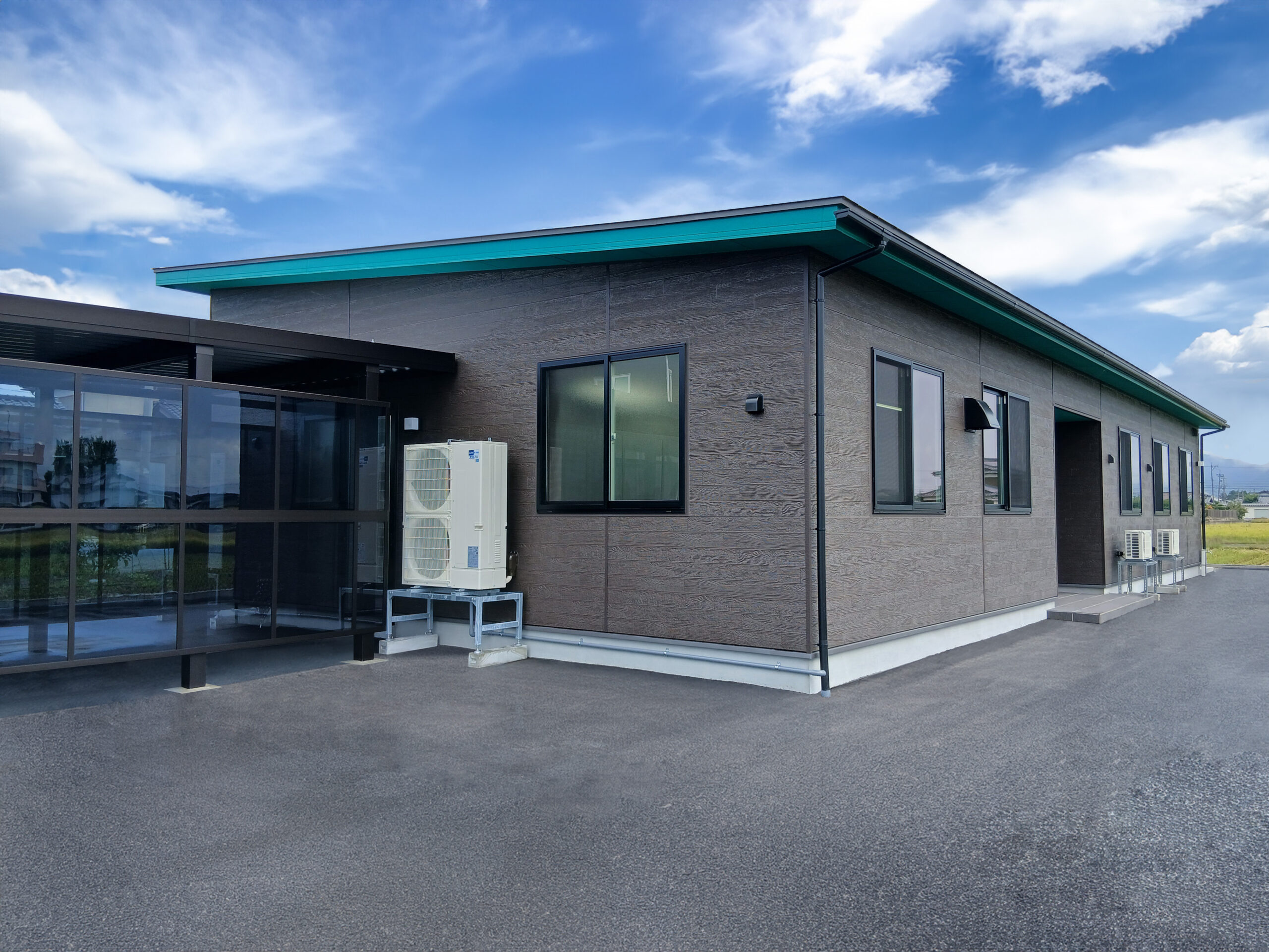 2025年10月 新しい社屋が完成しました